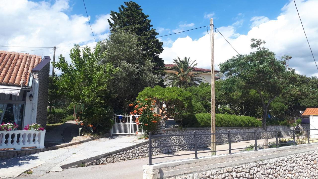 Lilianka Hotel Selce Bagian luar foto