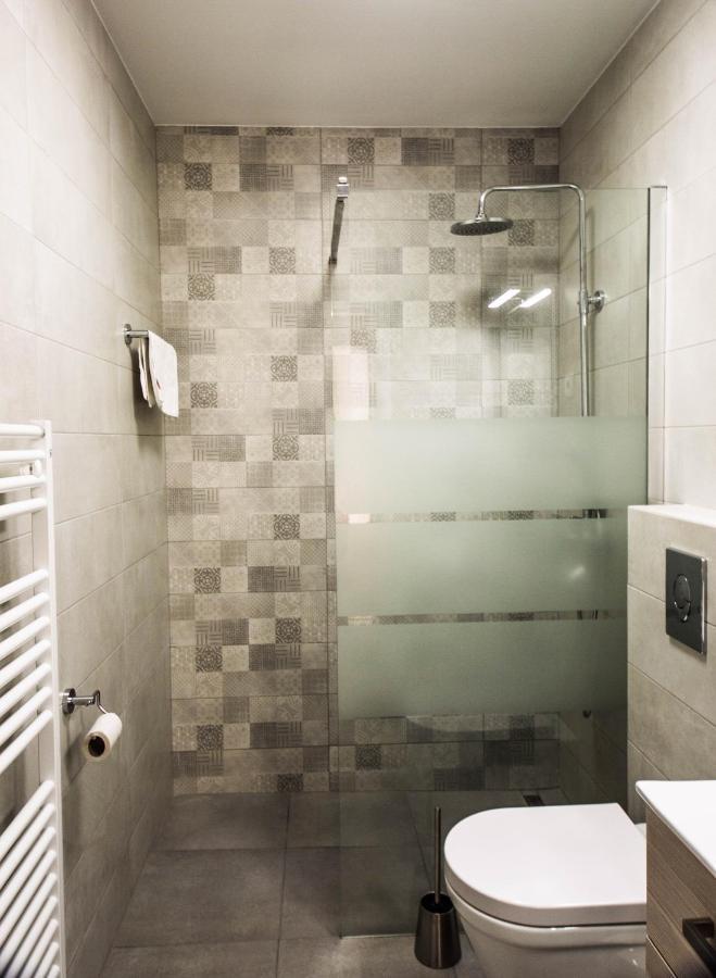 Lilianka Hotel Selce Bagian luar foto