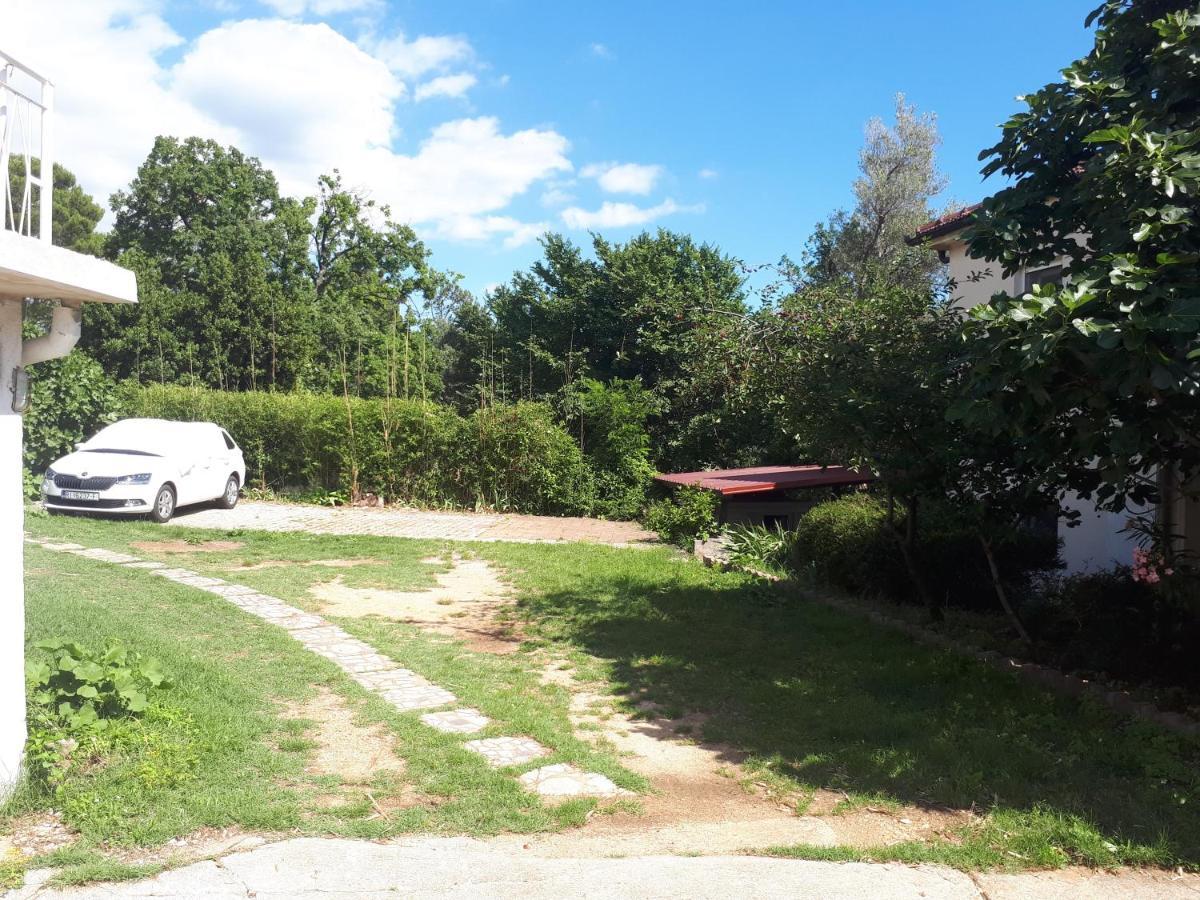 Lilianka Hotel Selce Bagian luar foto